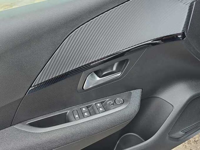 Peugeot 208 Style Sitzheizung/PDC/Navi