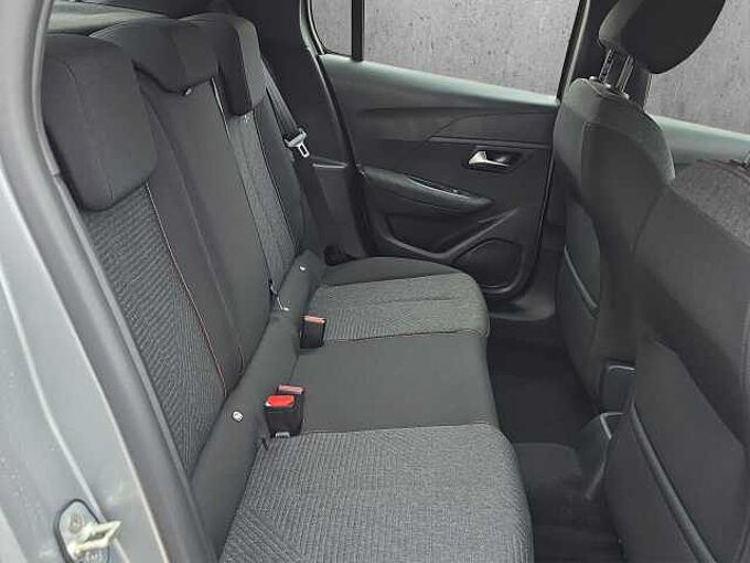 Peugeot 208 Style Sitzheizung/PDC/Navi