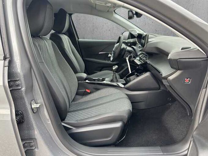 Peugeot 208 Allure Einparkhilfe/Sitzheizung