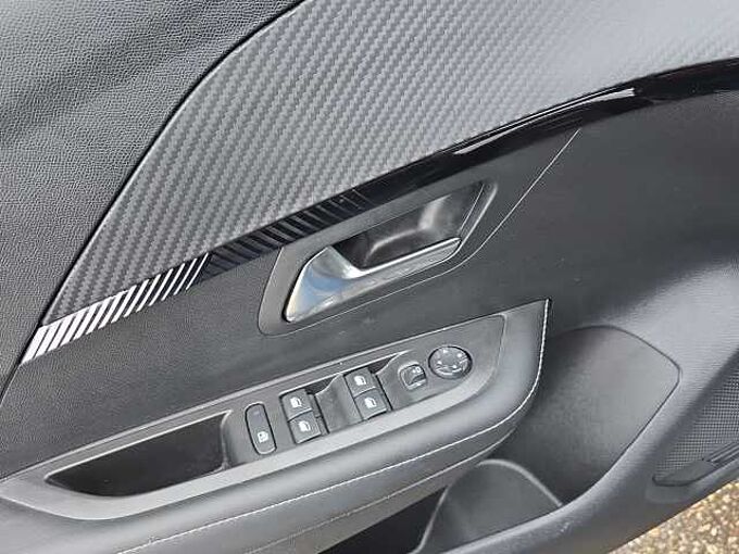 Peugeot 208 Allure Kamera/Sitzheizung/Teilleder