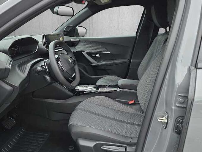 Peugeot 2008 Allure // ACC/Kamera 360&deg;/LED/SHZ