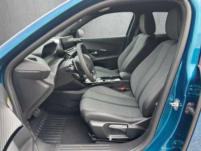 Peugeot 2008 Allure // ACC/Kamera 360°/LED/SHZ