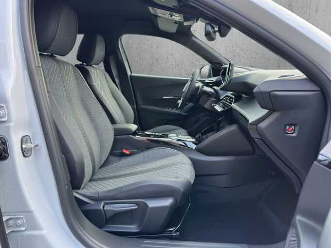 Peugeot 2008 Allure Navi/Teilleder/Kamera