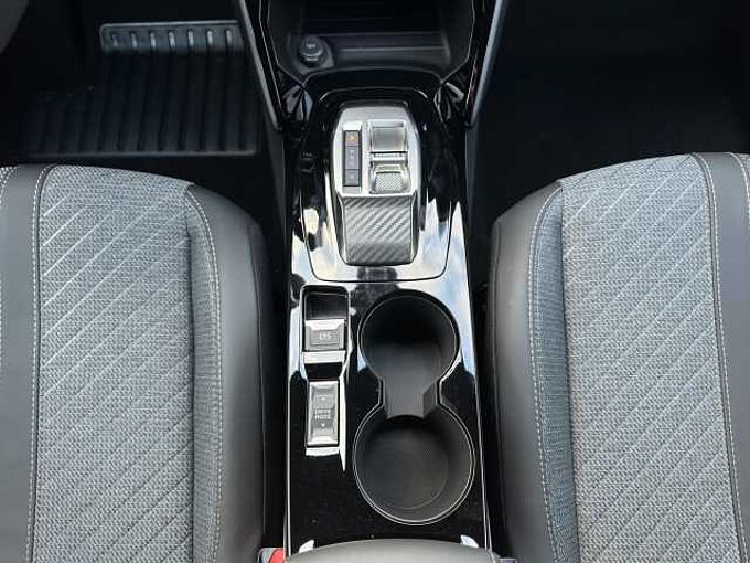 Peugeot 2008 Allure Navi/Teilleder/Kamera