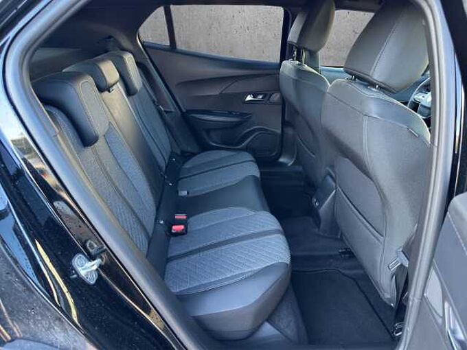 Peugeot 2008 Allure //LED/PDC/Sitzheizung