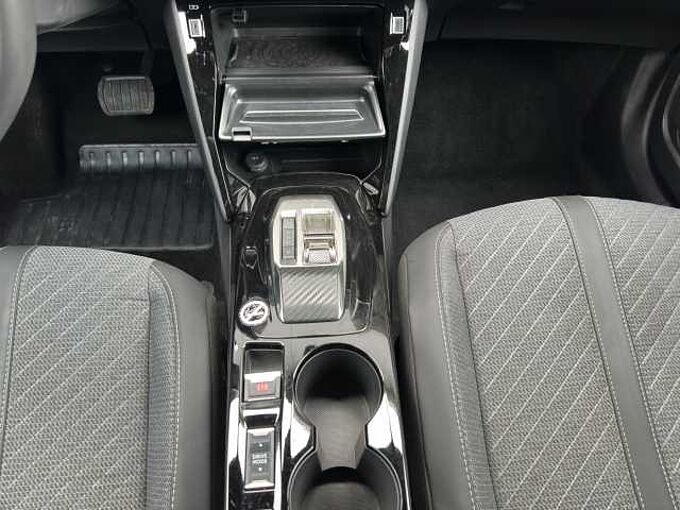 Peugeot 2008 Hybrid Allure //Navi/Sitzheizung/Kamera