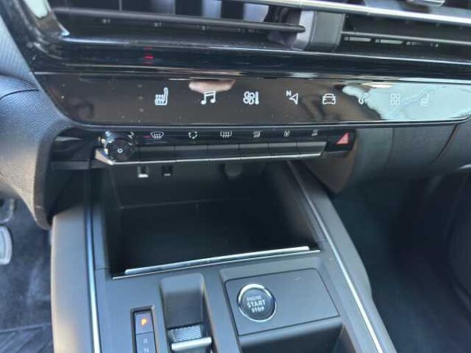 Citroen C5 Aircross Hybrid Plus //LED/Navi/Sitzheizung