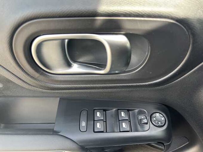 Citroen C5 Aircross Hybrid Plus  //LED/Navi/Sitzheizung 