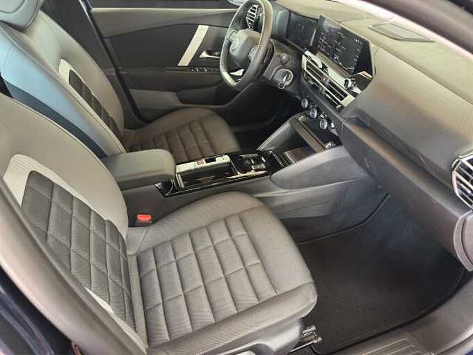 Citroen C4 1.2 PureTech Plus // Navi/LED/Sitzheizung