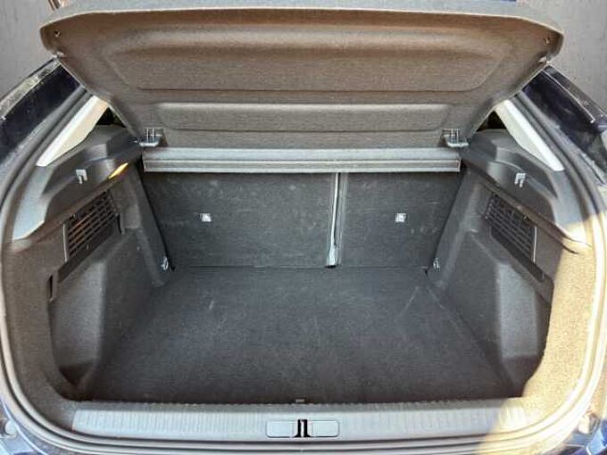 Citroen C4 1.2 PureTech Plus // Navi/LED/Sitzheizung