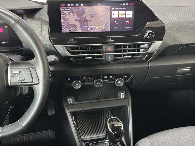 Citroen C4 PureTech 130 Shine Navi / Kamera / Head-Up...