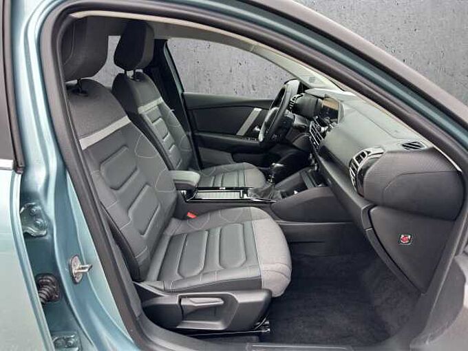Citroen C4 130 PureTech Shine //Navi/Kamera/Sitzheizung