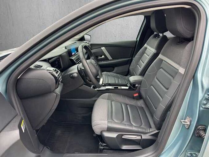 Citroen C4 PureTech 130 Shine//Navi/Kamera/Sitzheizung
