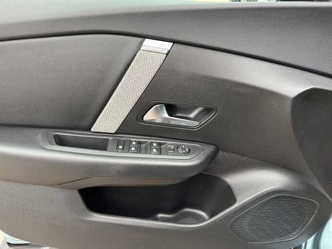 Citroen C4 PureTech 130 Shine//Navi/Kamera/Sitzheizung