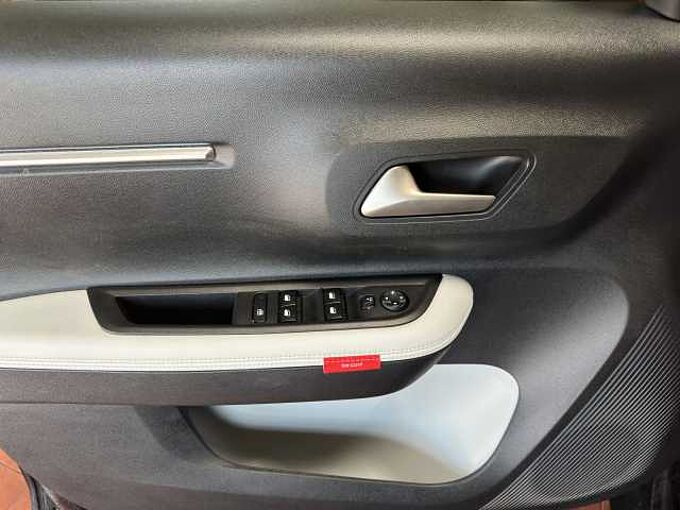Citroen e-C3 Standard Range Max//Kamera/LED Navi