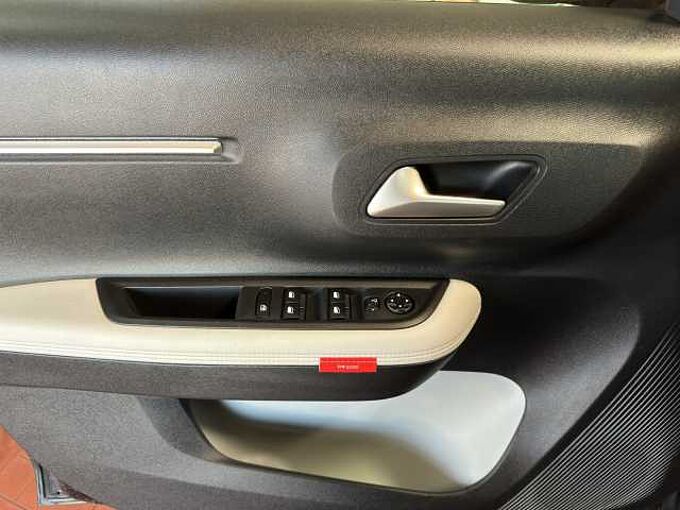 Citroen e-C3 Standard Range Max//Kamere/LED Navi