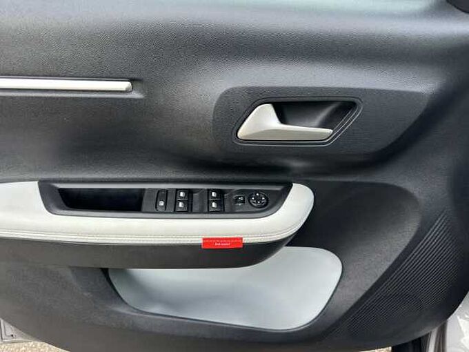 Citroen C3 Aircross Hybrid Max //Navi/Kamera/ Sitzheizung