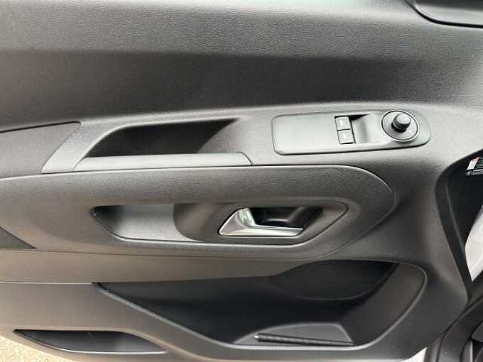Citroen Berlingo Plus // Rückfahrkamera/2xSchiebetüre