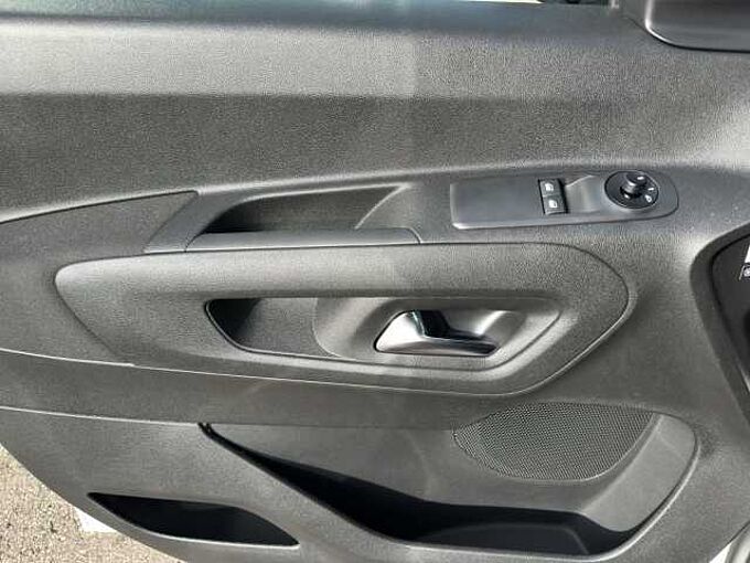 Citroen Berlingo Plus // Rückfahrkamera/2xSchiebetüre