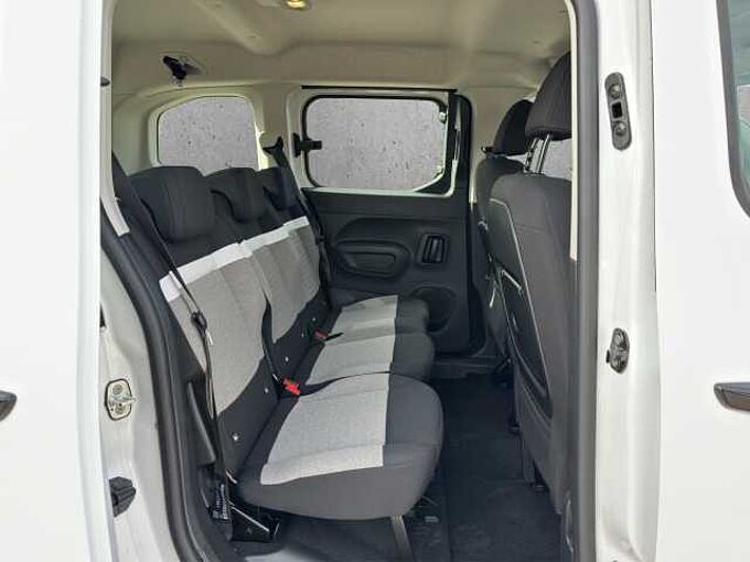 Citroen Berlingo Plus // Rückfahrkamera/2xSchiebetüre