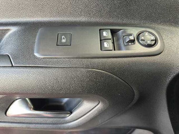 Citroen Berlingo 130 HDI L2+ // Navi/Kamera /PDC
