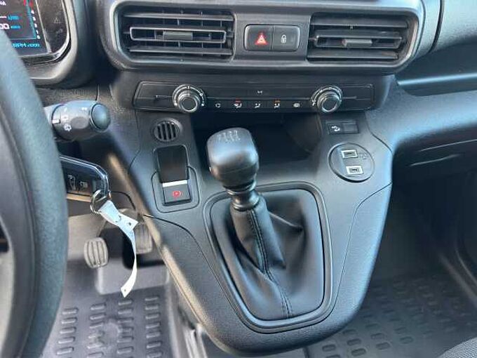 Citroen Berlingo 130 HDI L2+ // Navi/Kamera /PDC