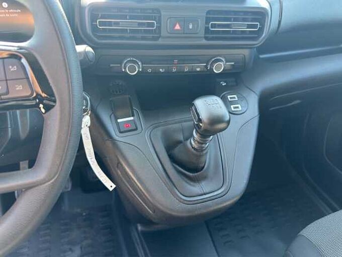 Citroen Berlingo 130 HDI L2+ // Navi/Kamera /PDC