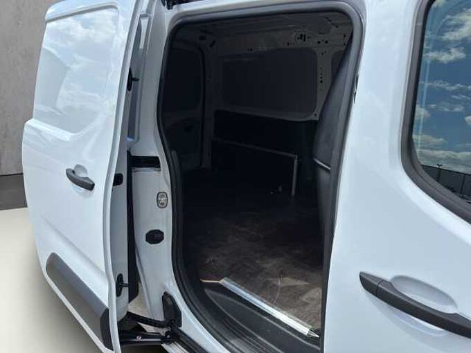 Citroen Berlingo 130 HDI L2+ // Navi/Kamera /PDC