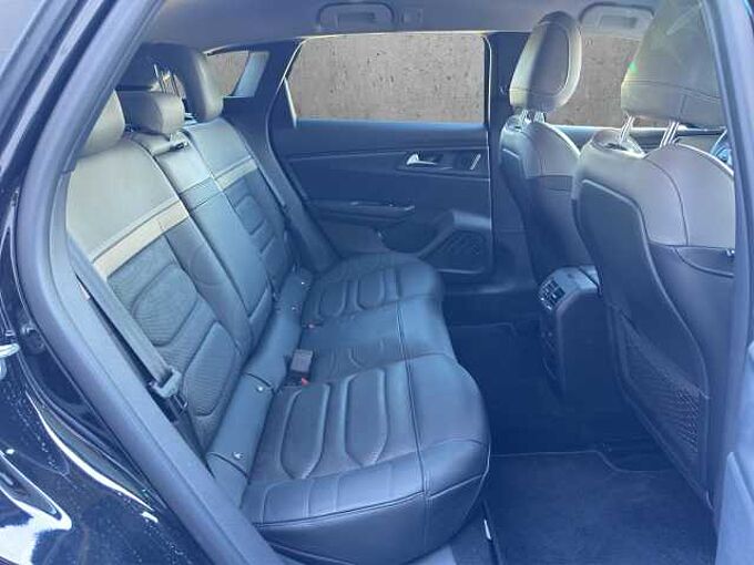 Citroen C5 X  145 Hybrid Plus //Winterpaket/LED /Kamera