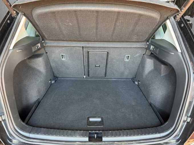 SEAT Ateca 2.0 TDI FR //5 J. Garantie /Navi/Sitzheizung/Kamera /elektr.Heckklappe