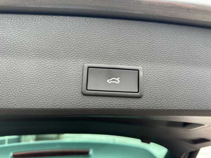 SEAT Ateca 1.5 TSI FR  //5 J. Garantie /Navi/Sitzheizung/Kamera /elektr.Heckklappe