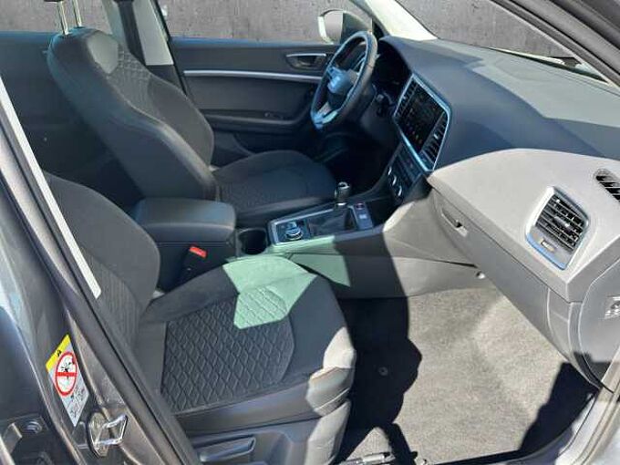 SEAT Ateca 1.5 TSI FR // 5 Jahre Garantie /LED/Navi /Kamera