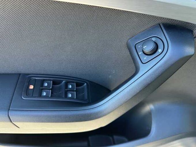 SEAT Ateca 1.5 TSI FR // 5 Jahre Garantie /LED/Navi /Kamera