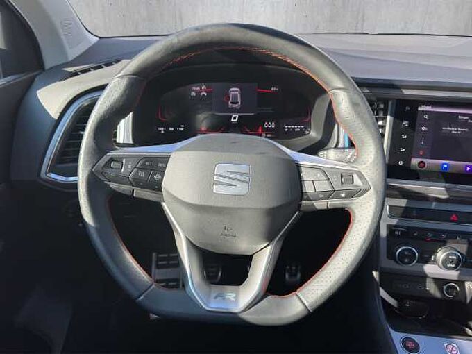 SEAT Ateca TSI FR / 3 J. Garantie/ Navi / SHZ
