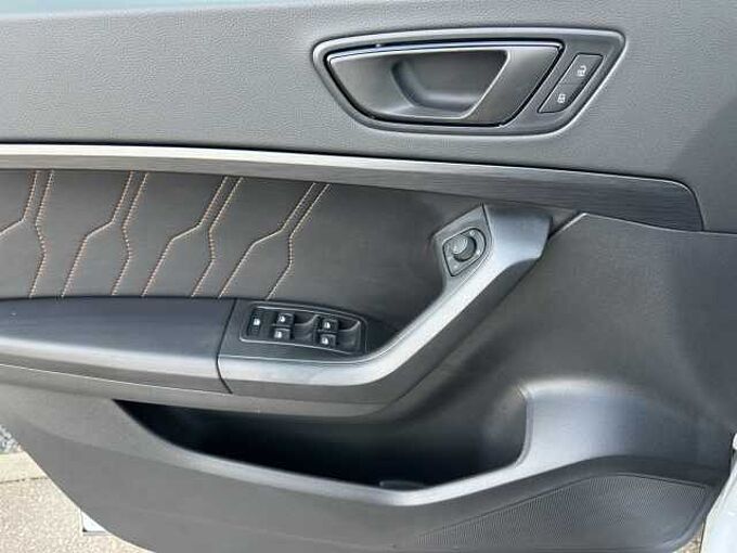 CUPRA Ateca 2.0 TSI 4Drive // 5 J Garantie/AHK/Navi /elektr. Heckklappe