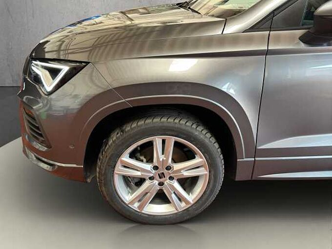 SEAT Ateca 2.0 TDI FR //5 J. Garantie /Navi/Sitzheizung/Kamera /elektr.Heckklappe