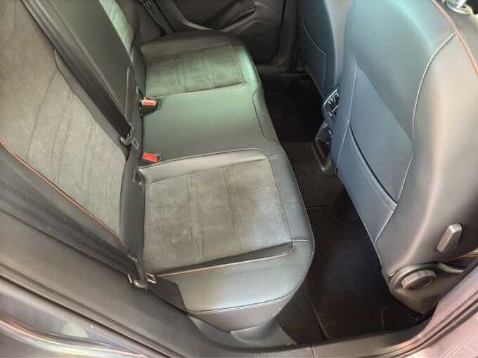 SEAT Ateca 2.0 TDI FR //5 J. Garantie /Navi/Sitzheizung/Kamera /elektr.Heckklappe