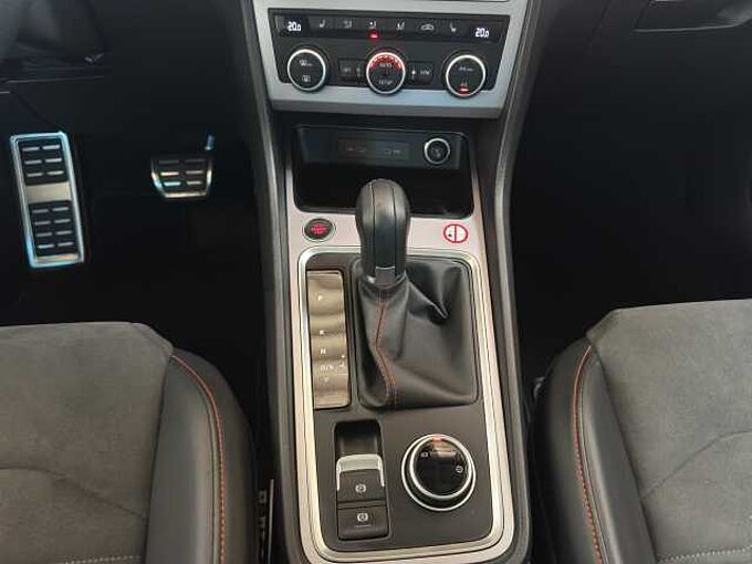 SEAT Ateca 1.5 TSI FR  //5 J. Garantie /Navi/Sitzheizung/Kamera /elektr.Heckklappe