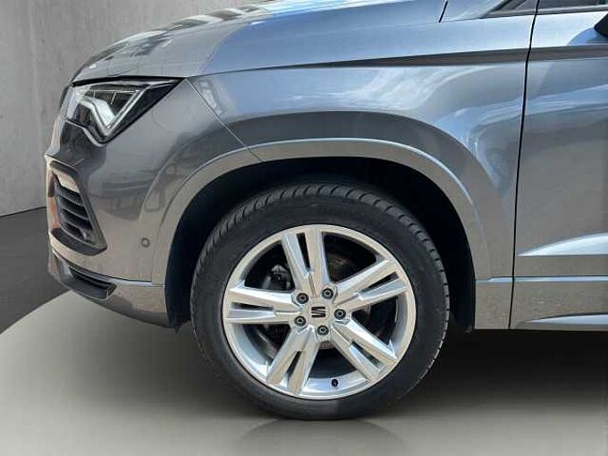 SEAT Ateca 1.5 TSI FR  //5 J. Garantie /Navi/Sitzheizung/Kamera /elektr.Heckklappe