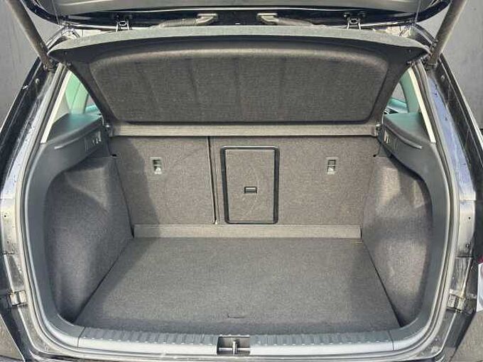 CUPRA Ateca 2.0 TSI 4Drive // 5 J Garantie/AHK/Navi /elektr. Heckklappe
