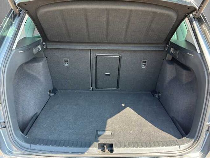 SEAT Ateca  TDI FR //5 J. Garantie /elektr.Heckklappe/Navi/Sitzheizung/Kamera