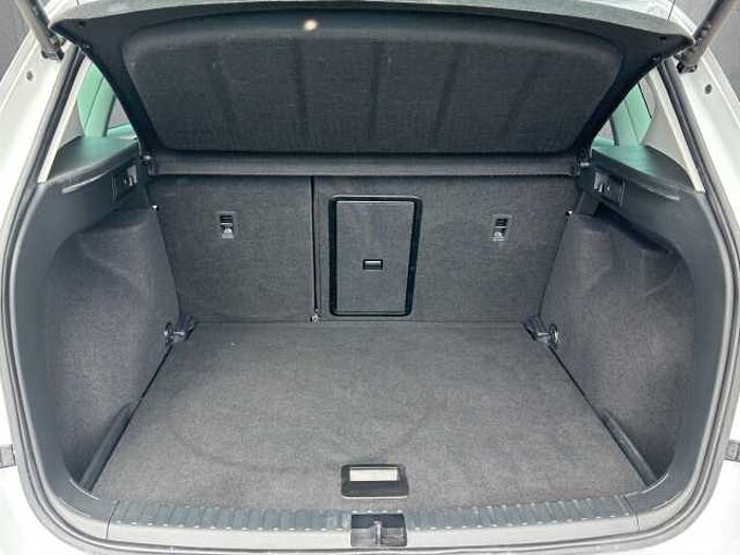 SEAT Ateca 1.5 TSI FR  //5 J. Garantie /Navi/Sitzheizung/Kamera /elektr.Heckklappe