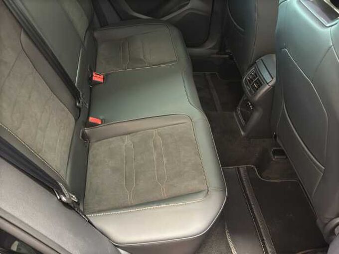 CUPRA Ateca 2.0 TSI 4Drive // 5 J Garantie/AHK/Navi /elektr. Heckklappe