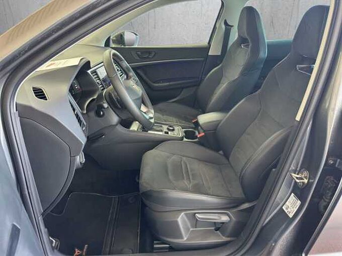 CUPRA Ateca 2.0 TSI 4Drive // 5 J Garantie/AHK/Navi /elektr. Heckklappe
