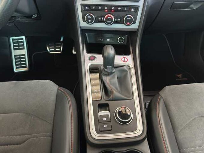 SEAT Ateca FR TSI   //5 J. Garantie /Navi/Sitzheizung/Kamera /elektr.Heckklappe