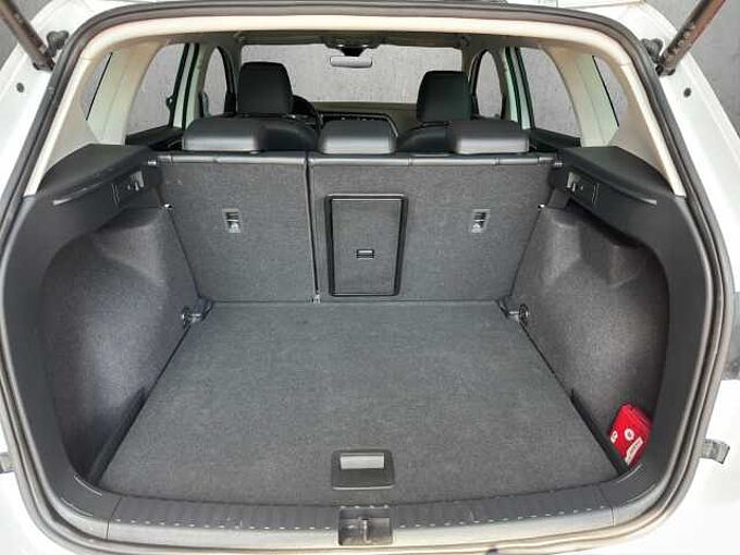 SEAT Ateca FR TSI   //5 J. Garantie /Navi/Sitzheizung/Kamera /elektr.Heckklappe