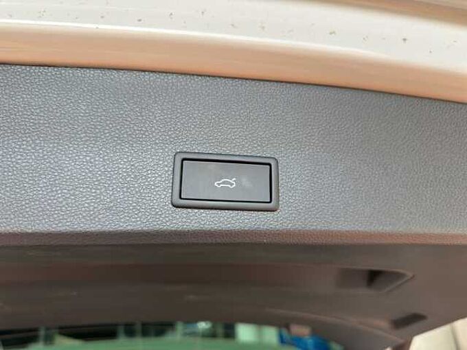CUPRA Ateca 2.0 TSI 4Drive // 5 J Garantie/AHK/Navi /elektr. Heckklappe