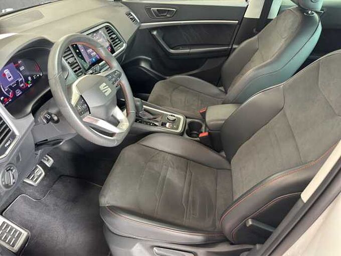 SEAT Ateca 1.5 TSI FR  //5 J. Garantie /Navi/Sitzheizung/Kamera /elektr.Heckklappe