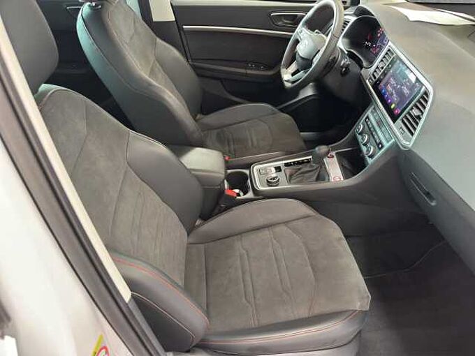 SEAT Ateca 1.5 TSI FR  //5 J. Garantie /Navi/Sitzheizung/Kamera /elektr.Heckklappe