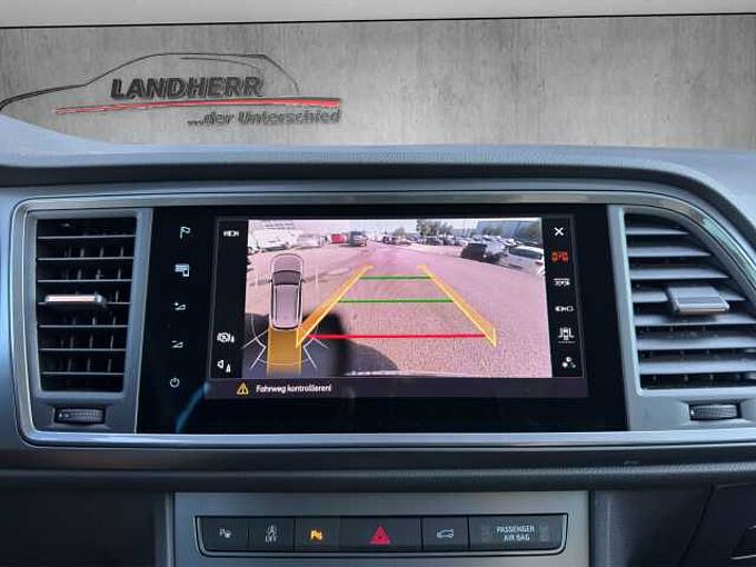 CUPRA Ateca 2.0 TSI 4Drive // 5 J Garantie/AHK/Navi /elektr. Heckklappe